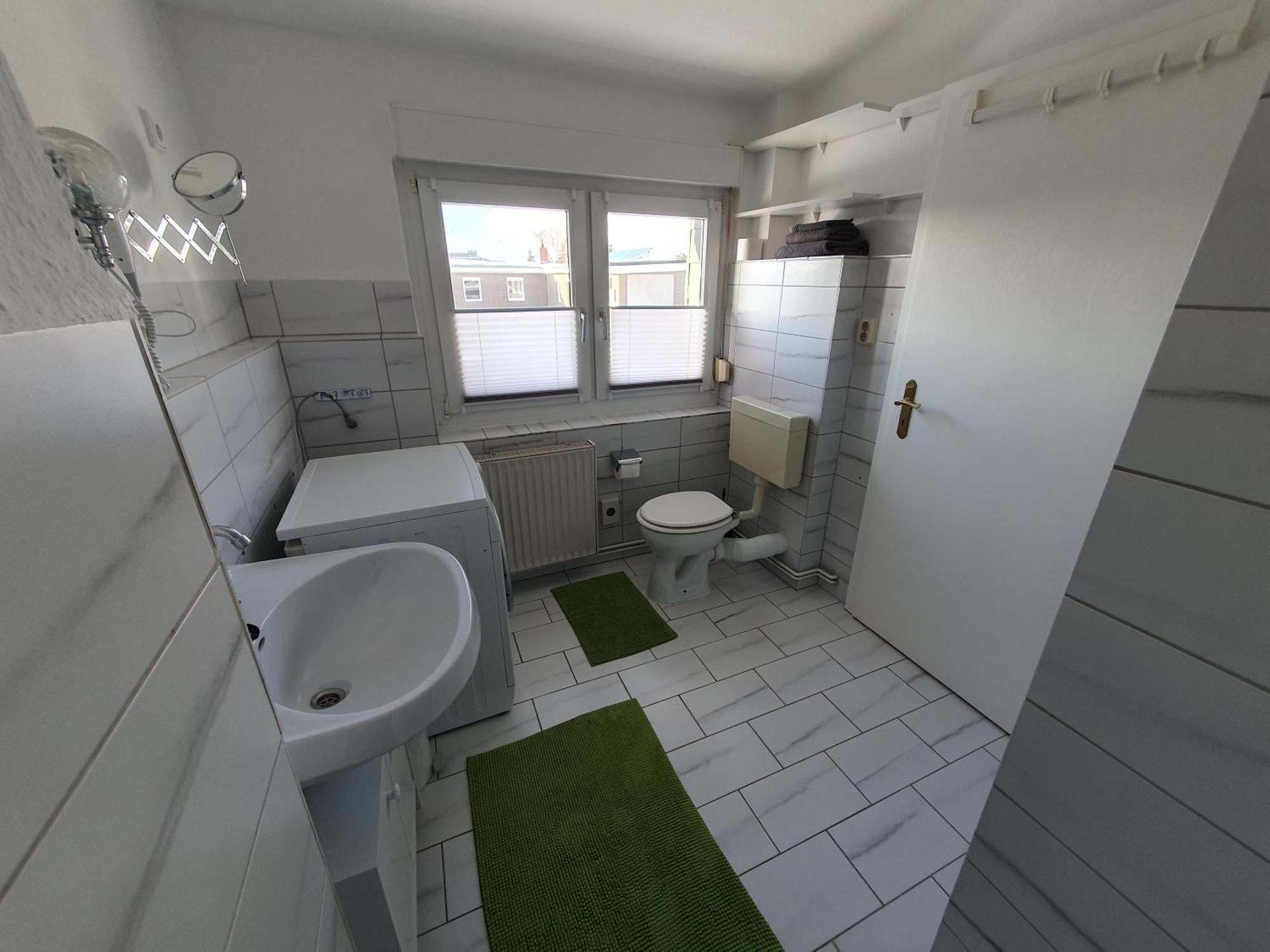 Neumuehler Hof- Ferienwohnung "Thomas" 3 Zimmer,3 Baeder Mit Dusche, Kostenfreie Parkplaetze Vor Dem Haus Schwerin  Exterior foto